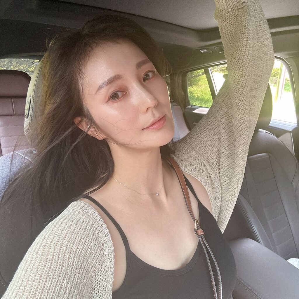 안혜경 결혼 나이 프로필 우리가 몰랐던 사실들 18 355692619 286646810483697 2648764043402681412 n