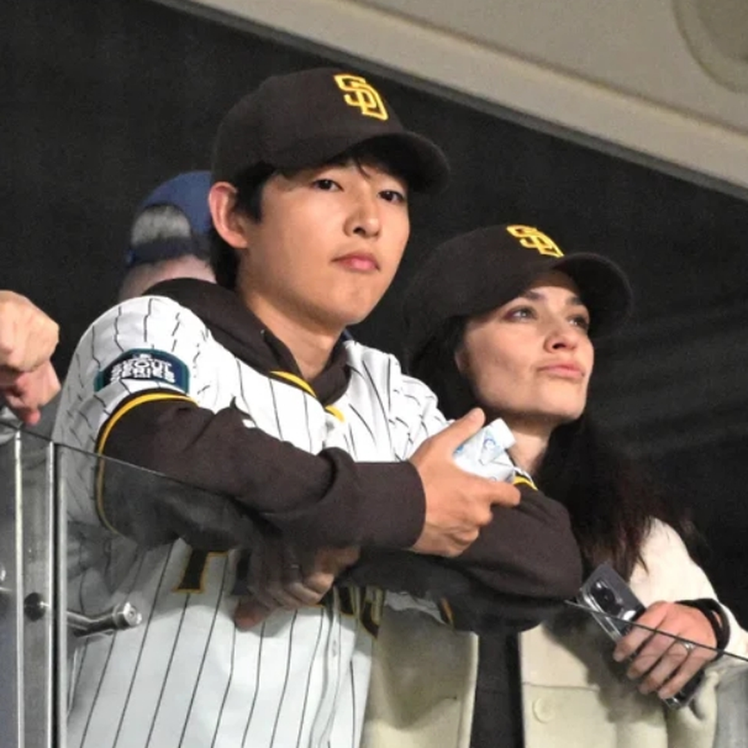 송중기 재이혼설 루머의 명백한 진실과 아내 케이티 부부의 진짜 근황 21 lib 1783671291355 07 w1080