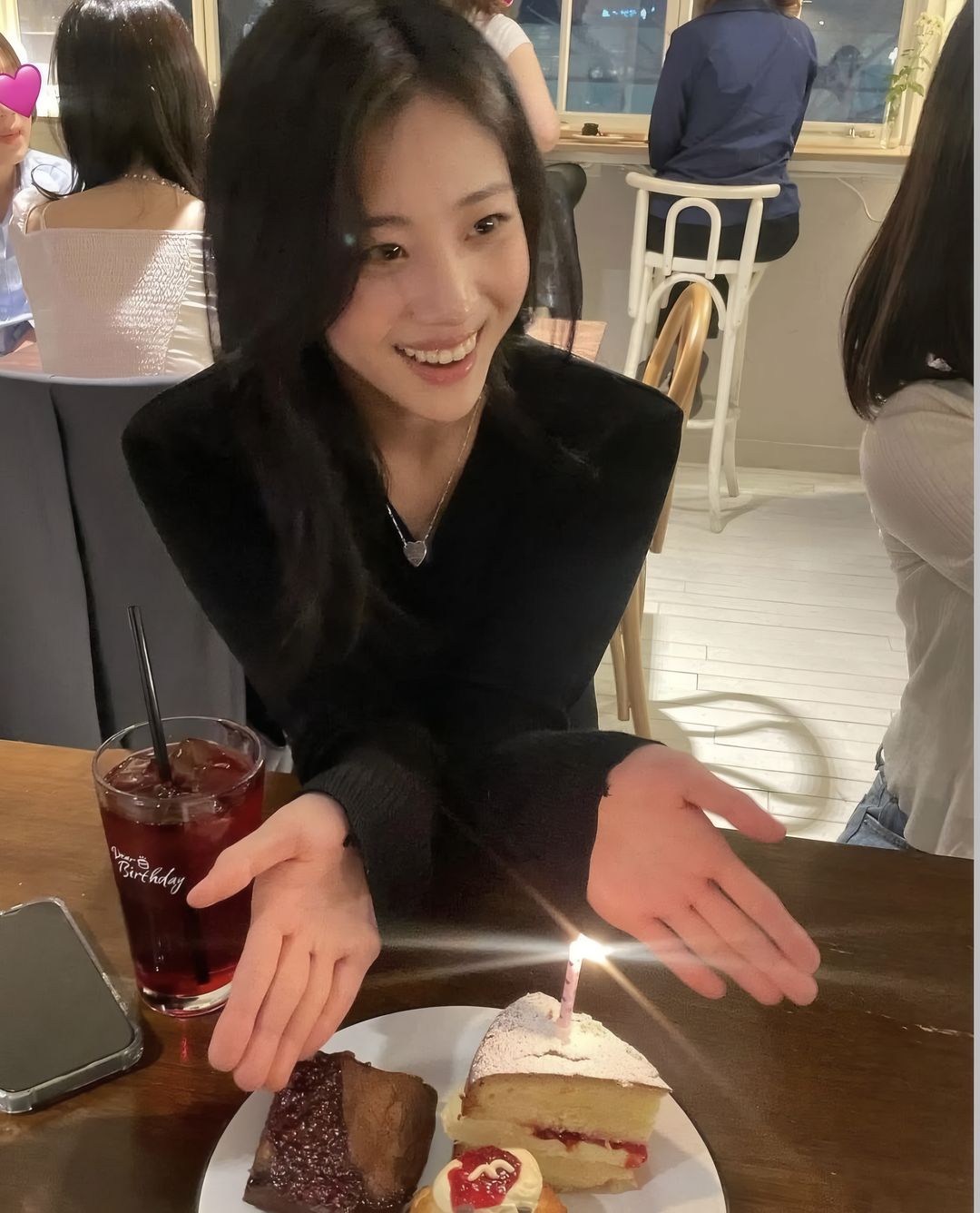 홍화연 프로필 나이부터 이준호의 그녀가 되기까지: 100대1 주연 신화 총정리 15 100대 1 오디션 신화: 박형식과의 운명적 로맨스로 눈도장